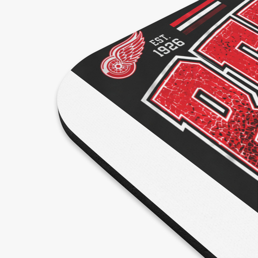 Detroit Red Wings Hockey Skyline - Mouse Pad
